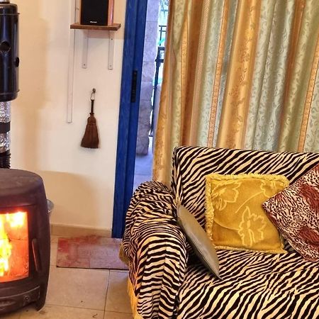Astrofegia Beachfront Villa 포모스 외부 사진