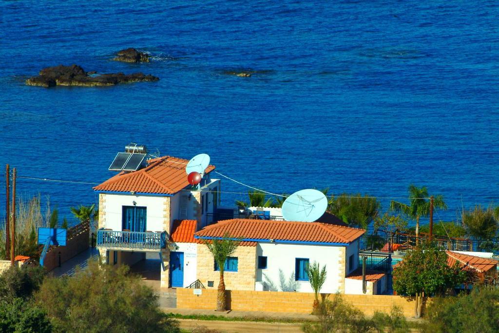 Astrofegia Beachfront Villa 포모스 객실 사진